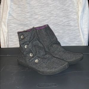 Blowfish Hobbit Boot